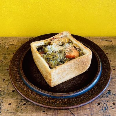 放映された「根菜グリーンカレーパン」