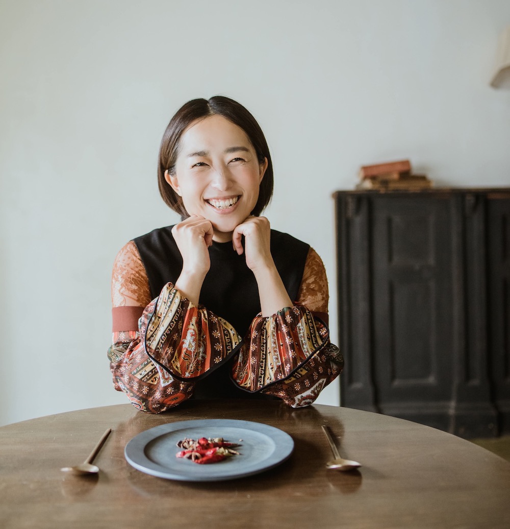 and CURRY 阿部由希奈